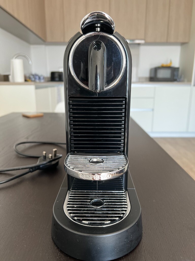 Nespresso Citiz - Black - Excellent 